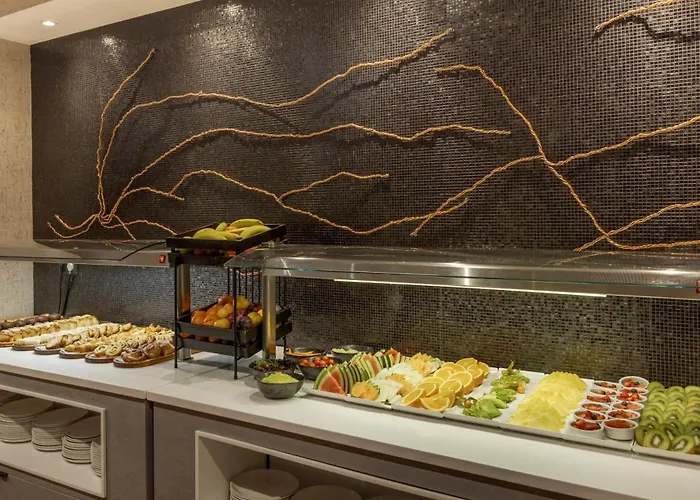 Hotel Ilunion Pio XII Madrid